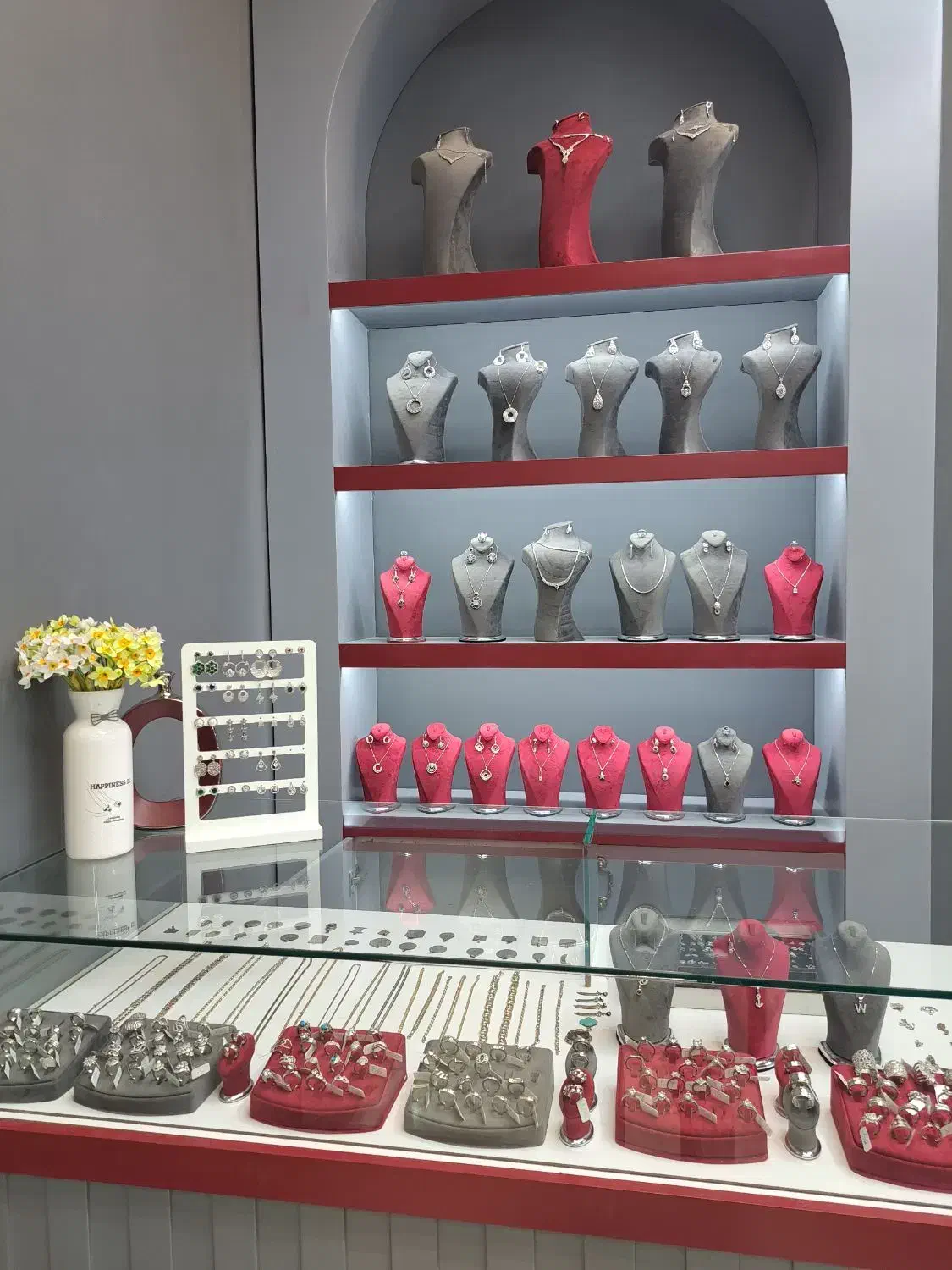 زیور آلات نقره کفاش|جواهرات|یزد, |دیوار