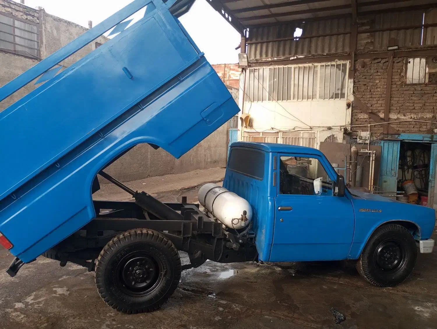 نیسان وانت کمپرس۸۶|خودرو سواری و وانت|تربتحیدریه, طالقانی|دیوار