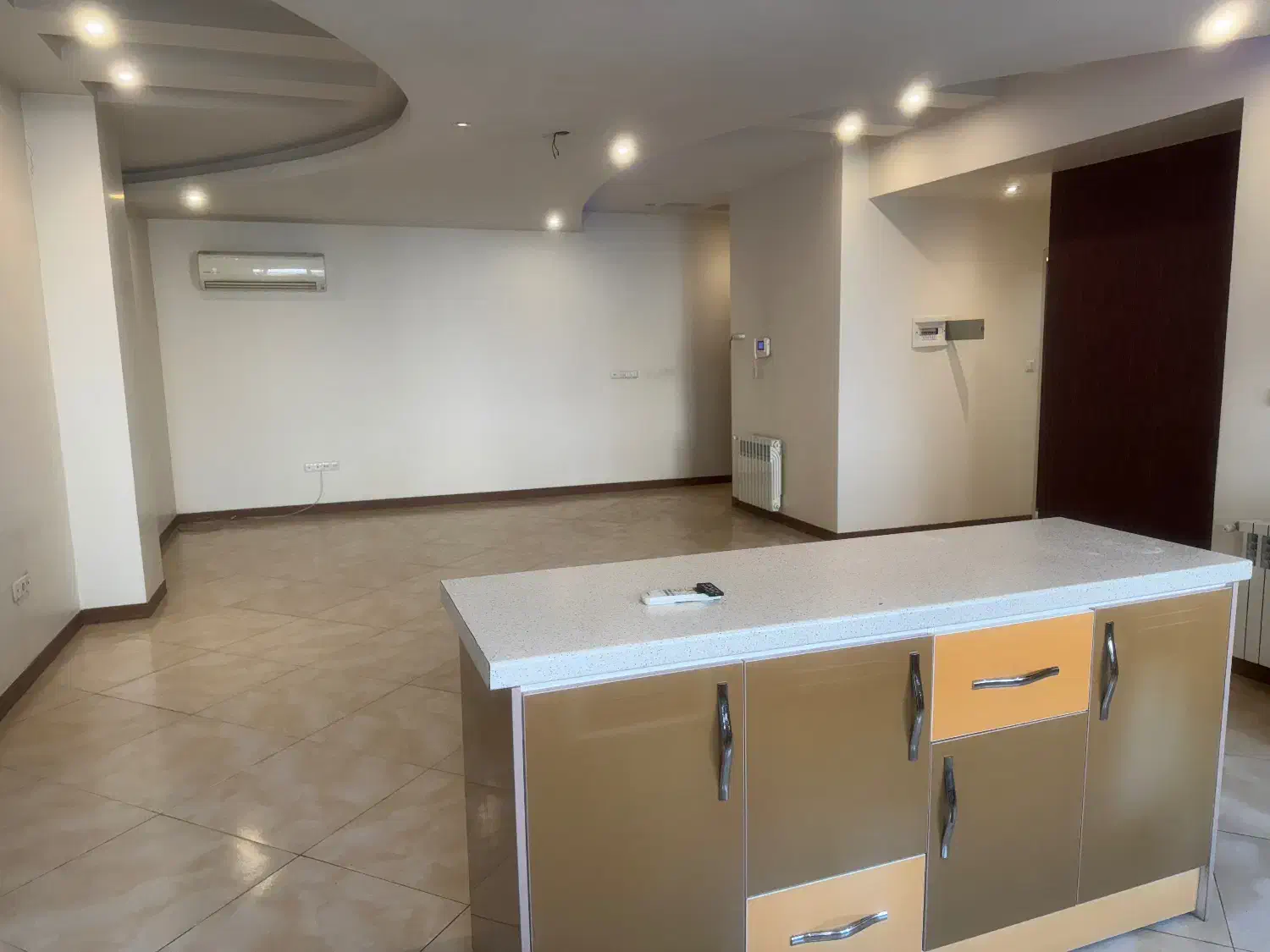 ۱۲۵متر سه خواب سهروردی شمالی ۸ساله