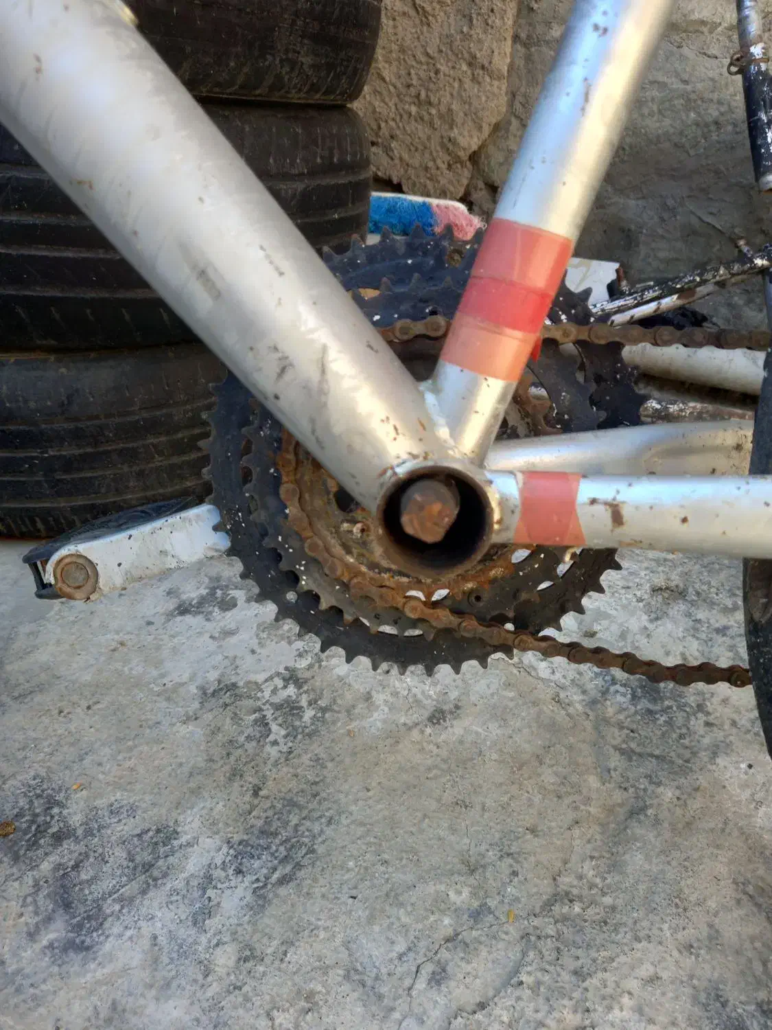 دوچرخه ۲۶ المپیک|دوچرخه، اسکیت، اسکوتر|گرمی, |دیوار