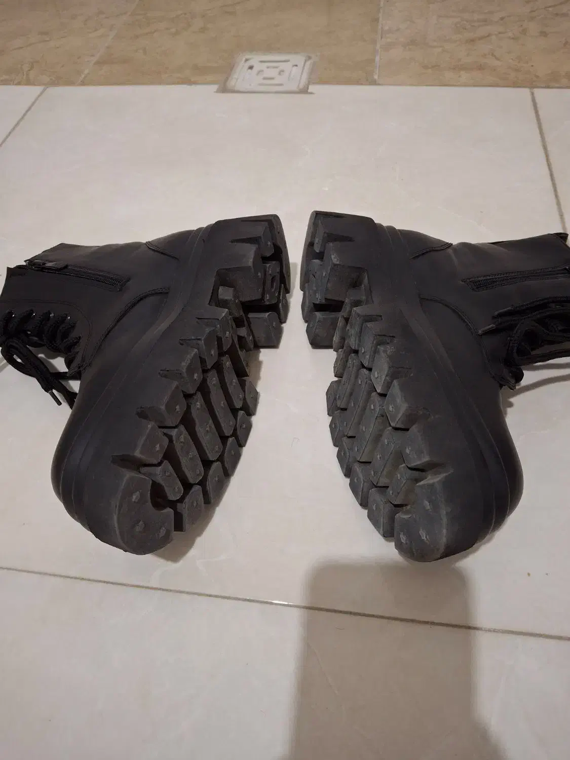 کفش|کیف، کفش، کمربند|ملایر, |دیوار