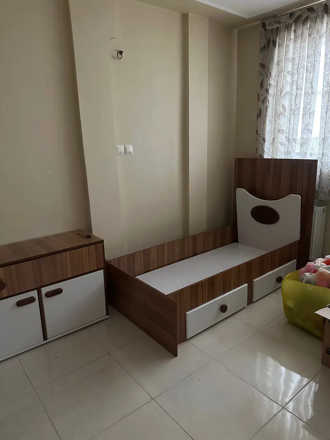 سرویس کامل تخت و کمد نوزاد و نوجوان وکیوم|تخت و سرویس خواب|شیراز, کاراندیش|دیوار