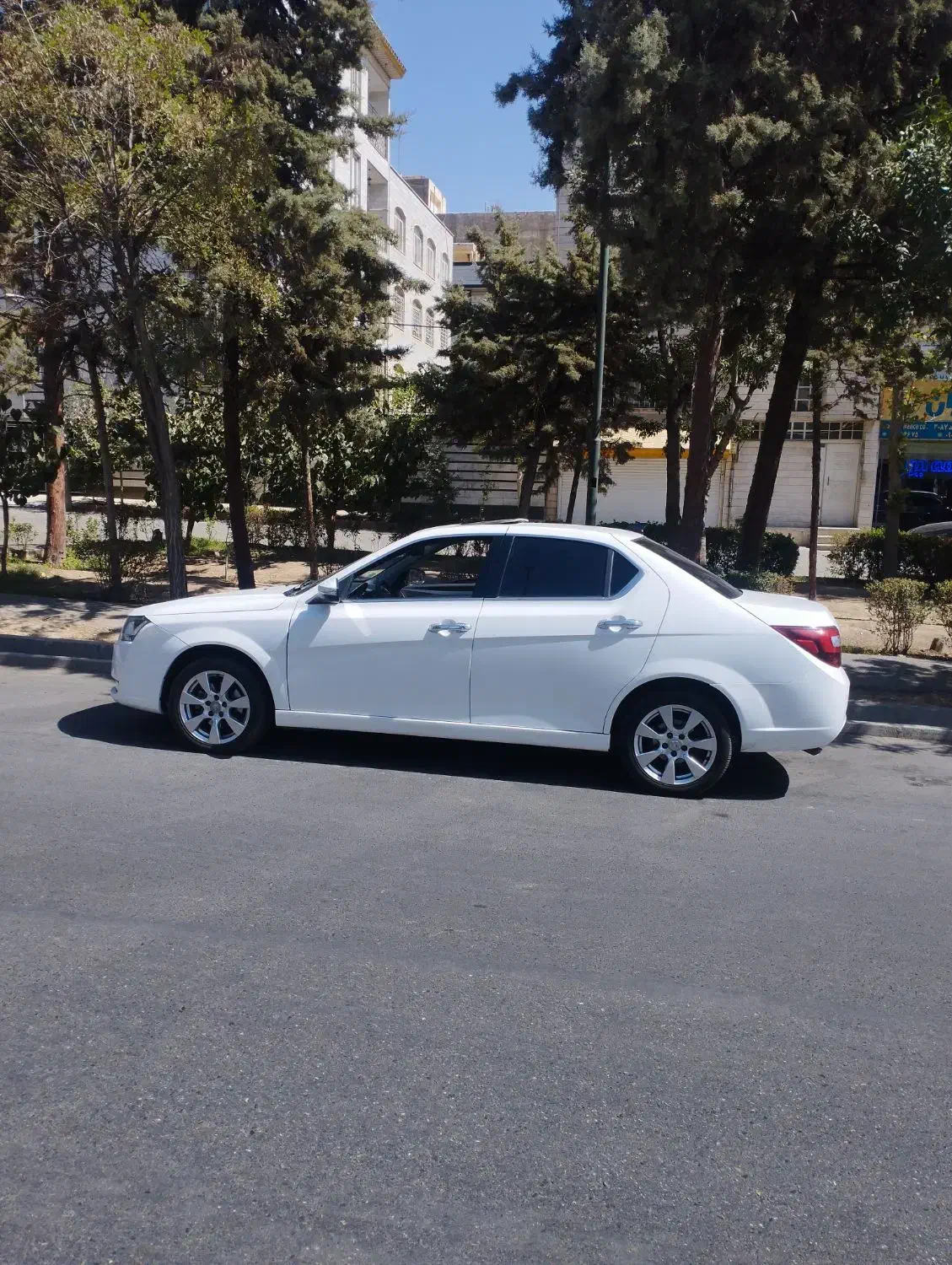 دنا پلاس 6 دنده توربو مدل ۱۴۰۲|خودرو سواری و وانت|کرج, کوی کارمندان شمالی|دیوار