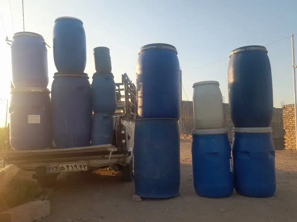 دبه|ظروف نگهدارنده، پلاستیکی، یک‌بارمصرف|لنجان, |دیوار