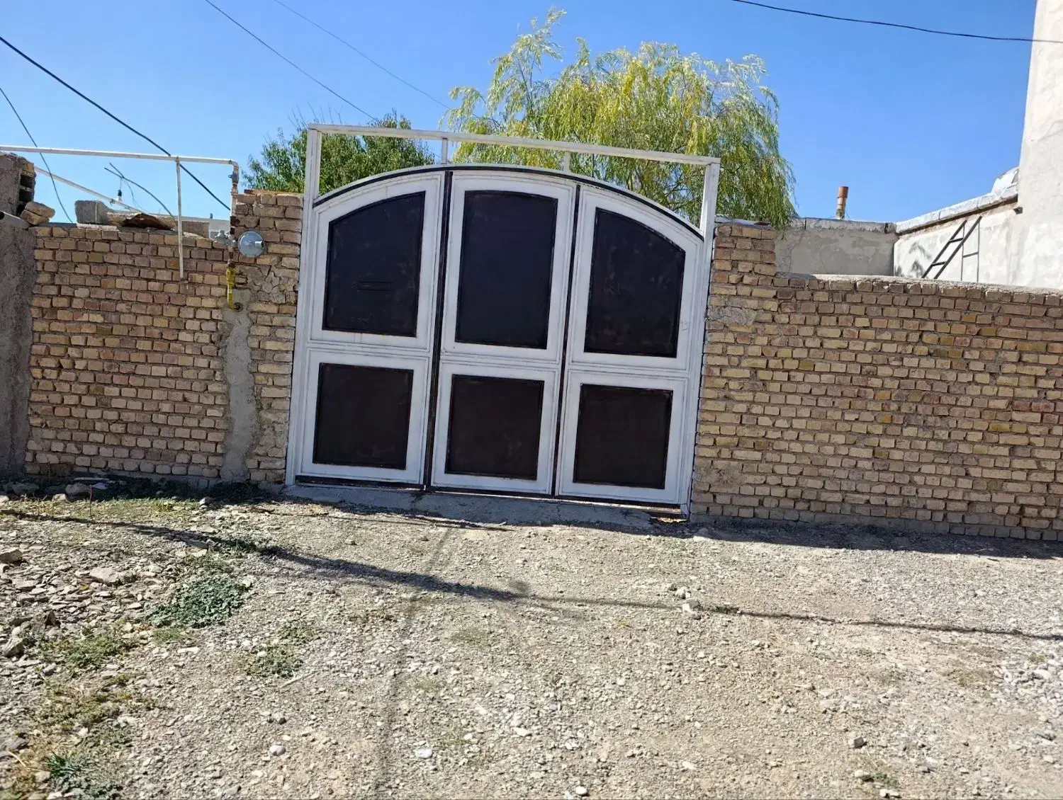 درب حیاط|مصالح و تجهیزات ساختمان|قیدار, |دیوار