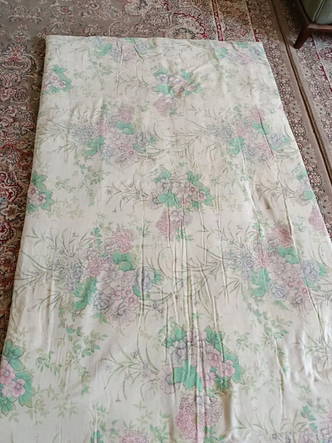 تشک و پرده|رختخواب، بالش، پتو|فولادشهر, مسکن مهر فولادشهر|دیوار