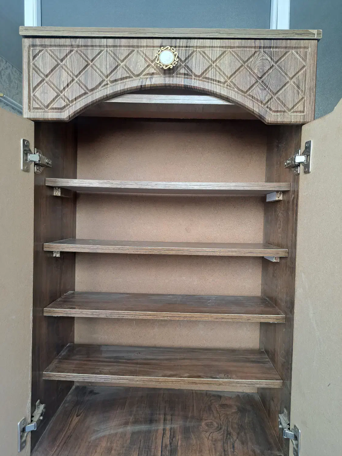 جاکفشی|جاکفشی، کمد، دراور|آران و بیدگل, |دیوار