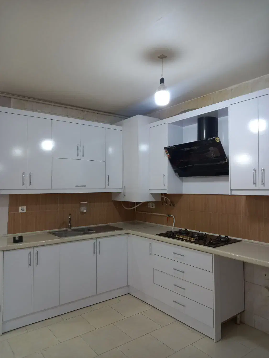 طبقه همکف *شهرک مهرگان * آسمان ۶|فروش آپارتمان|مشهد, شهرک مهرگان|دیوار