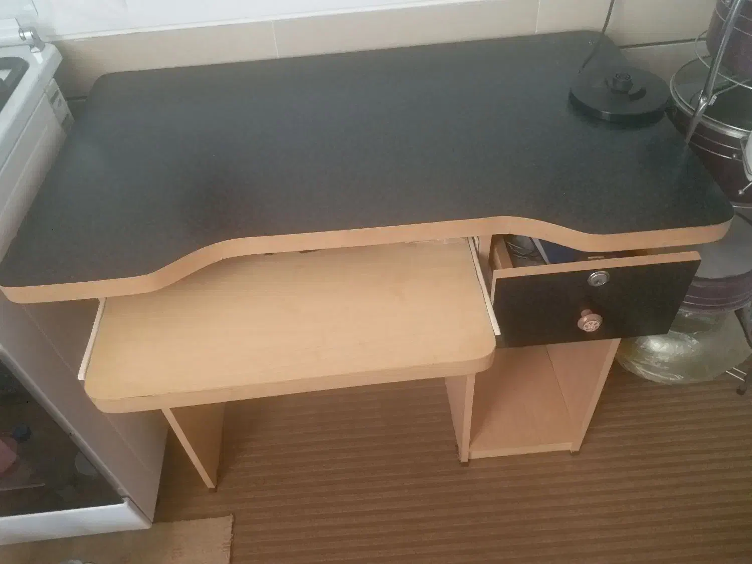 میزکامپیوتر|میز تحریر و کامپیوتر|خرم بید, |دیوار