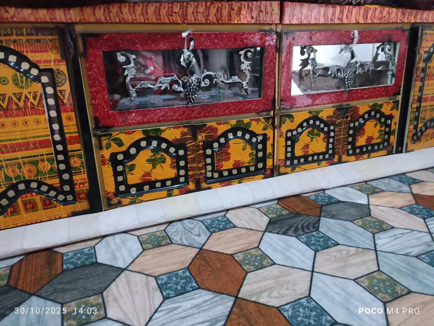 کمد بلوچی|جاکفشی، کمد، دراور|زابل, |دیوار