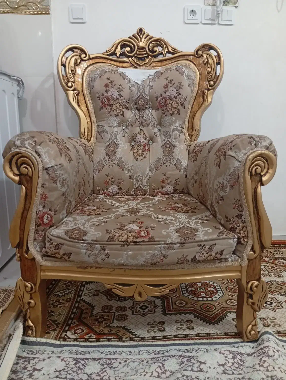 مبل۷نفره سلطنتی|مبلمان خانگی و میز عسلی|سقز, |دیوار