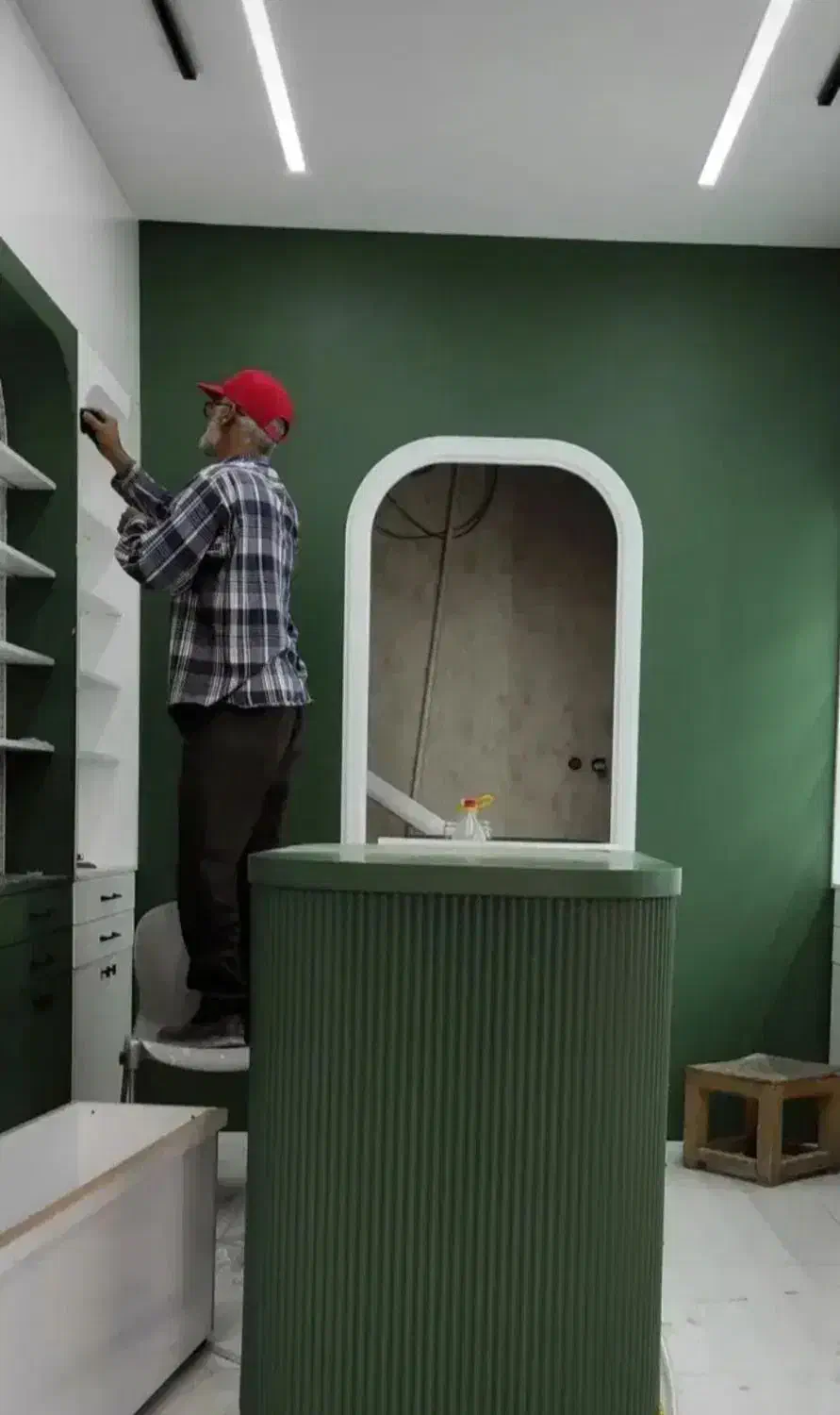 رنگکاری چوب پلی اورتان (بصورت تخصصی)|خدمات پیشه و مهارت|شاهین‌شهر, گرگاب|دیوار