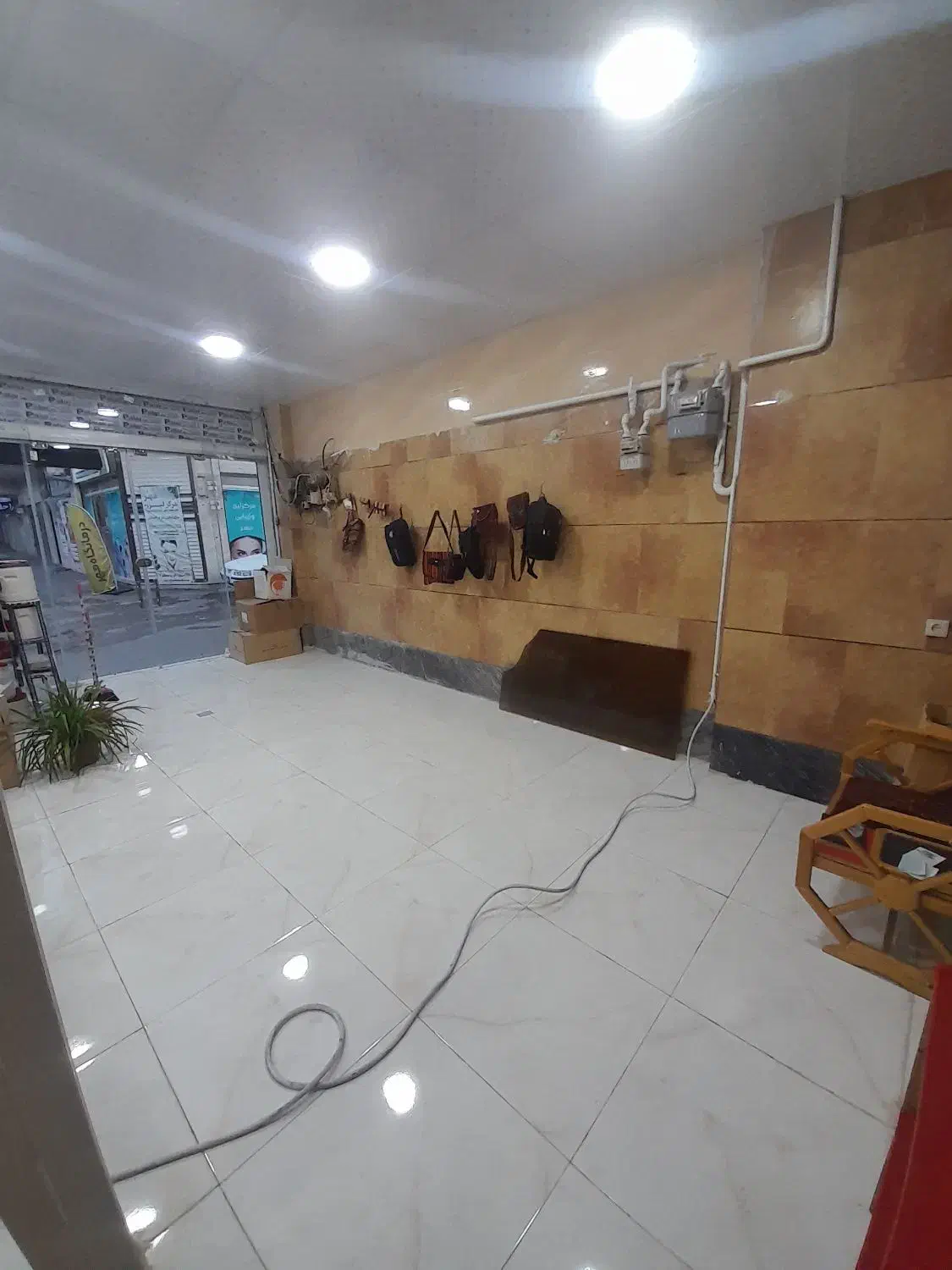 اجاره مغازه/ ۴۵متری /۲۴ متر تخلیه|اجارهٔ مغازه و غرفه|دورود, |دیوار