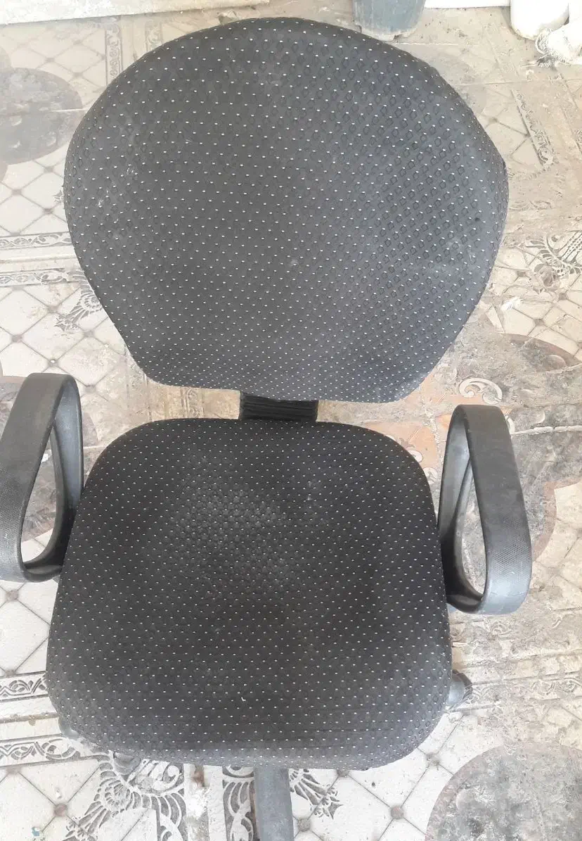 صندلی چرخ دار|صندلی و نیمکت|زاهدان, |دیوار