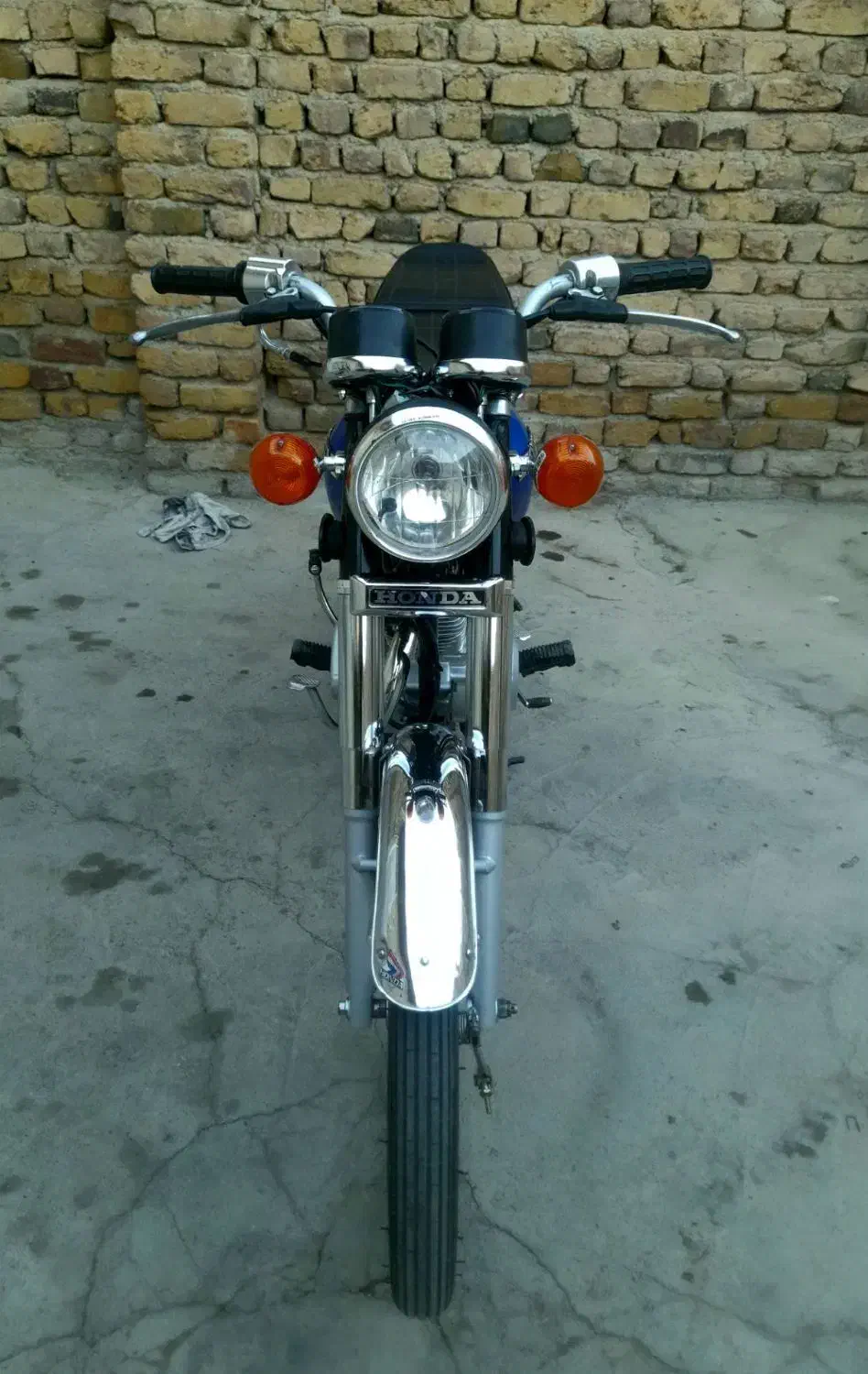 هندا نامی|موتورسیکلت|سلطانیه, |دیوار