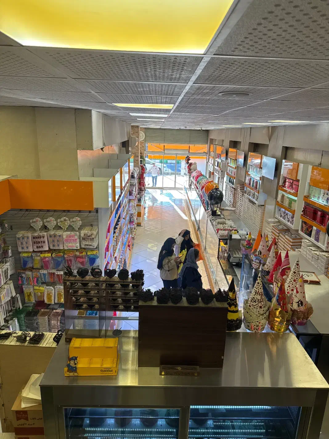 فروشندگی شیرینی سرای کاکائو|استخدام خدمات فروشگاه و رستوران|قرچک, مهدیه|دیوار