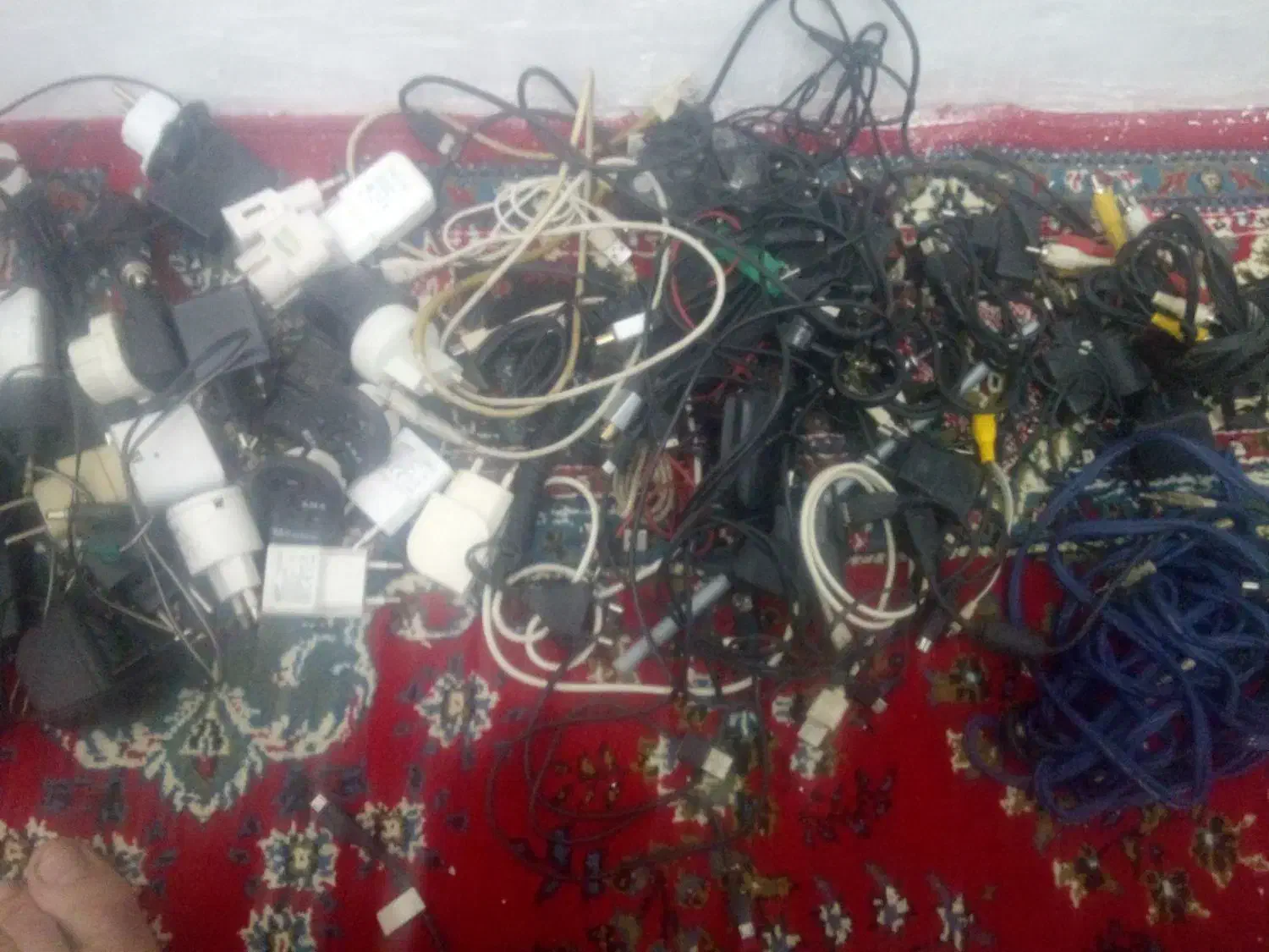 اداپتور وشارژر|قطعات و لوازم جانبی رایانه|چهارباغ, |دیوار