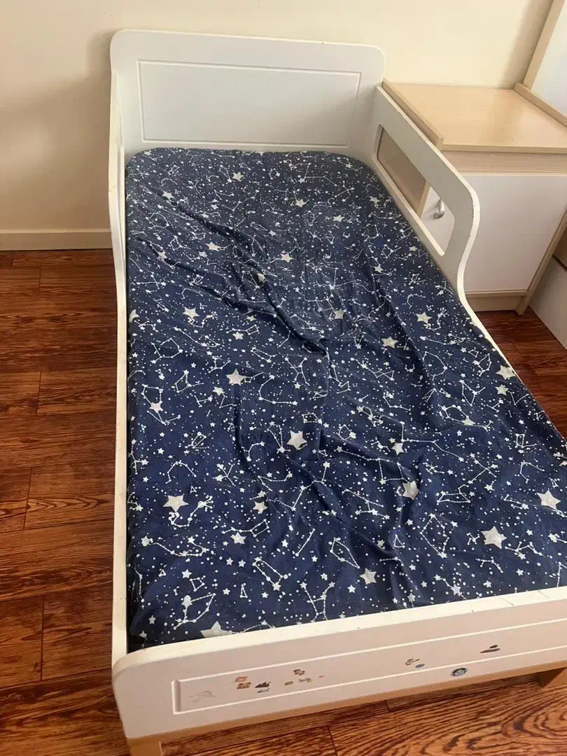 تخت نوجوان|تخت و سرویس خواب|تهران, سید خندان (جلفا)|دیوار