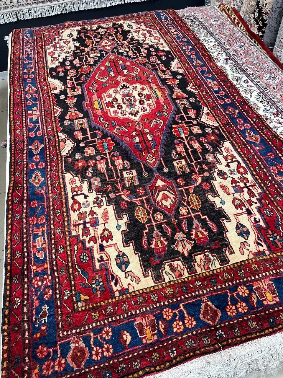 فرش دستبافت 5متری (1/5*3 متر) دستباف همدان درحدنو|فرش|کرج, گلشهر|دیوار