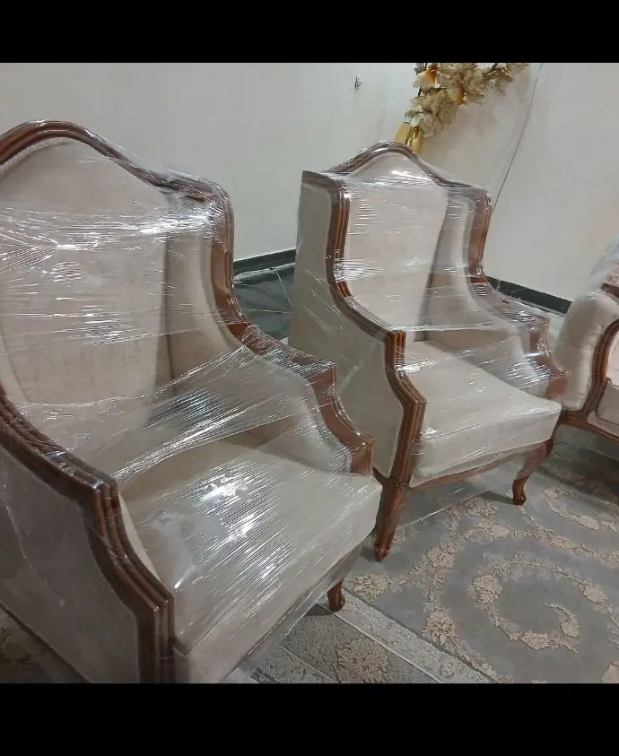 یک دست مبلمان استفادنشده مناسب جهیزیه زیرقیمت اصلی|مبلمان خانگی و میز عسلی|تهران, خاوران|دیوار