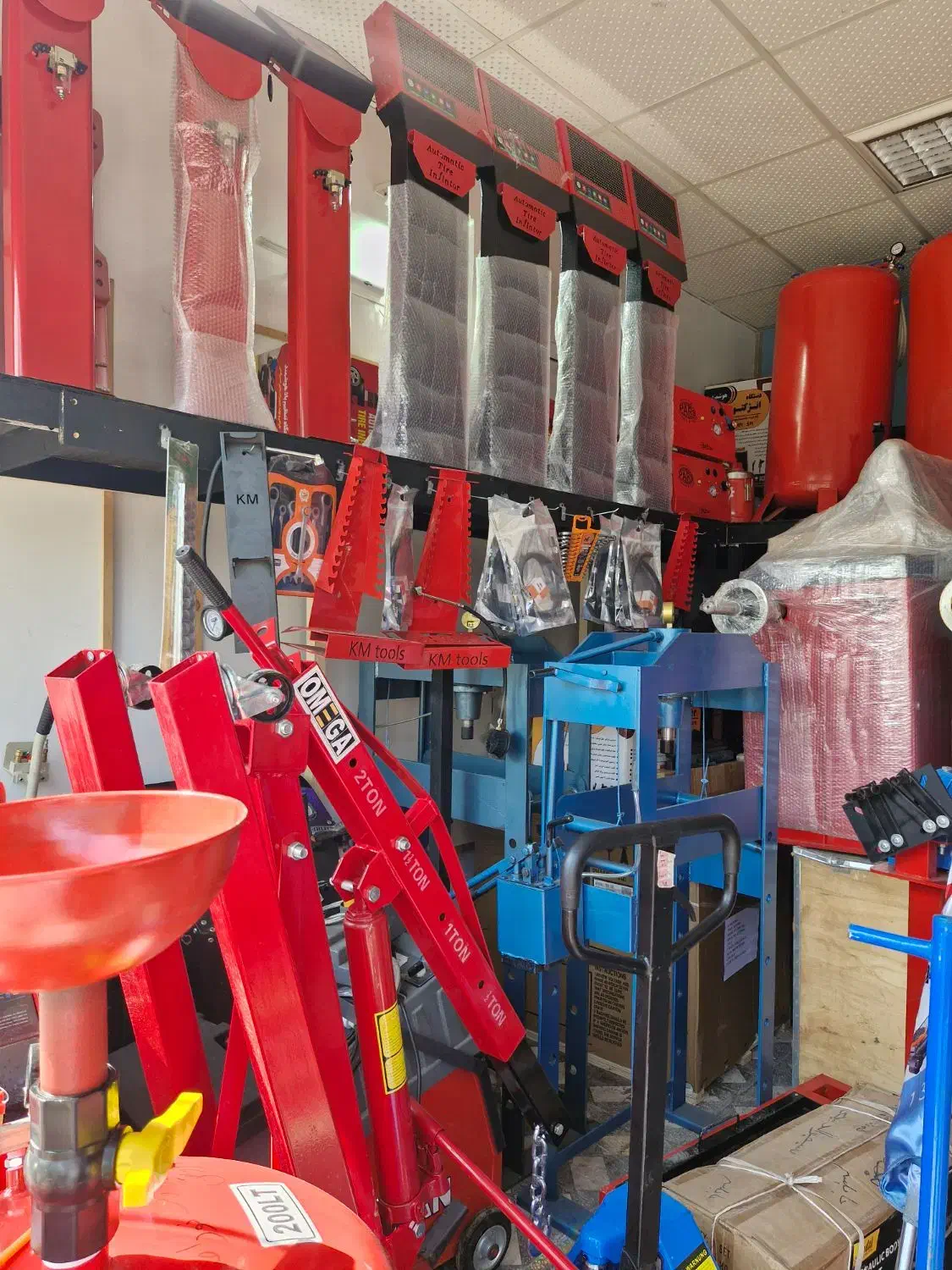 پرس ۲۵تن دستی|ماشینآلات صنعتی|رشت, هلال احمر|دیوار