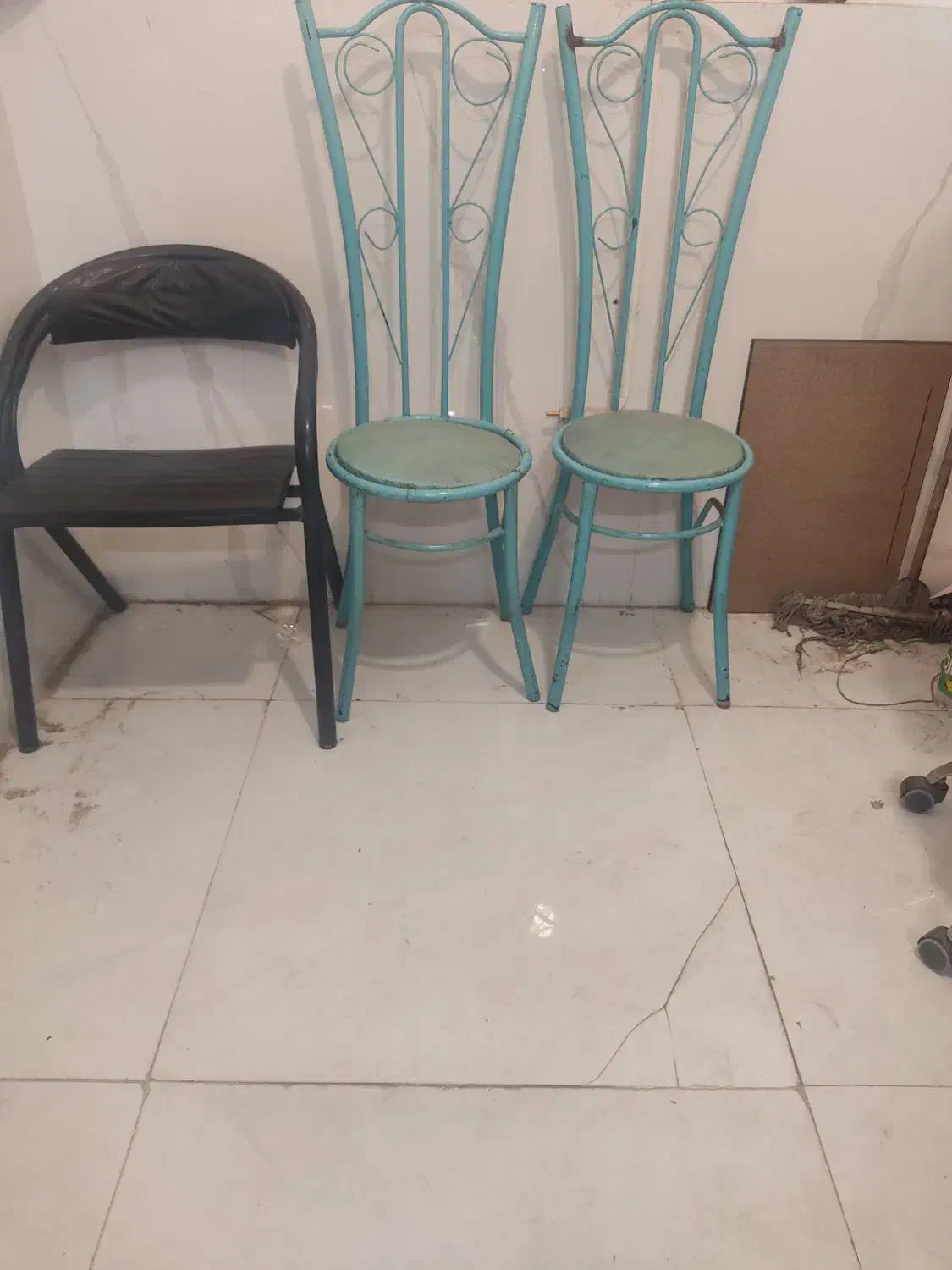 صندلی|صندلی و نیمکت|بیرجند, |دیوار