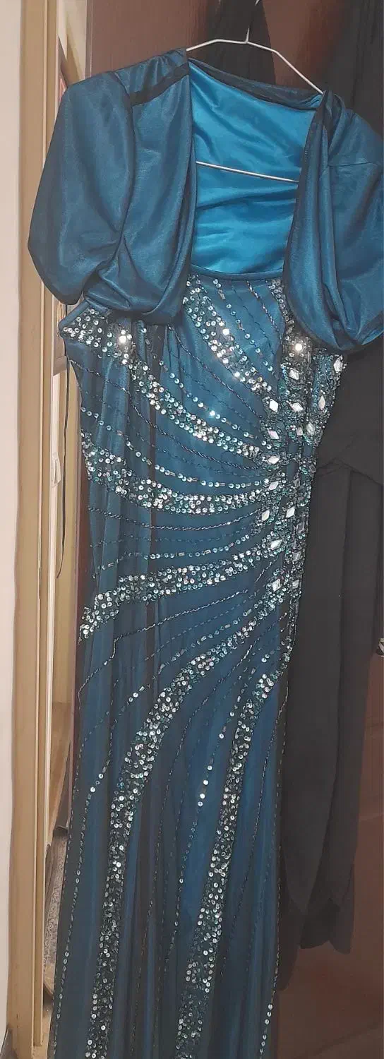 لباس|لباس|قم, هنرستان|دیوار