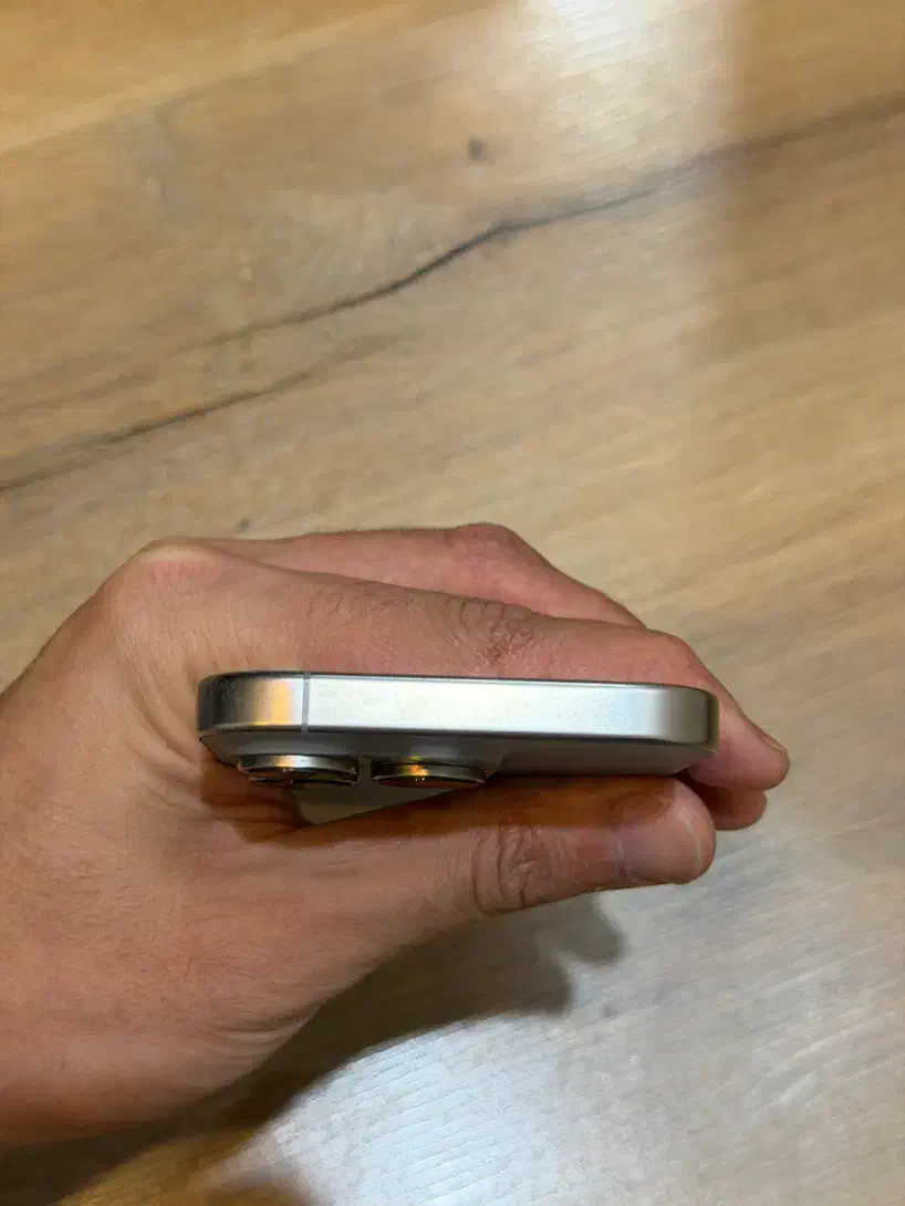 اپل ایفونApple iphone 16 pro ریجستر شده باطری 92|موبایل|تهران, گلستان (شهرک راه آهن)|دیوار