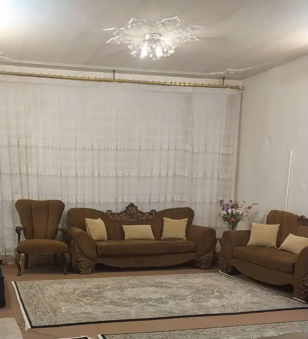 مبل ۷ نفره|مبلمان خانگی و میز عسلی|ری, دولت‌آباد|دیوار