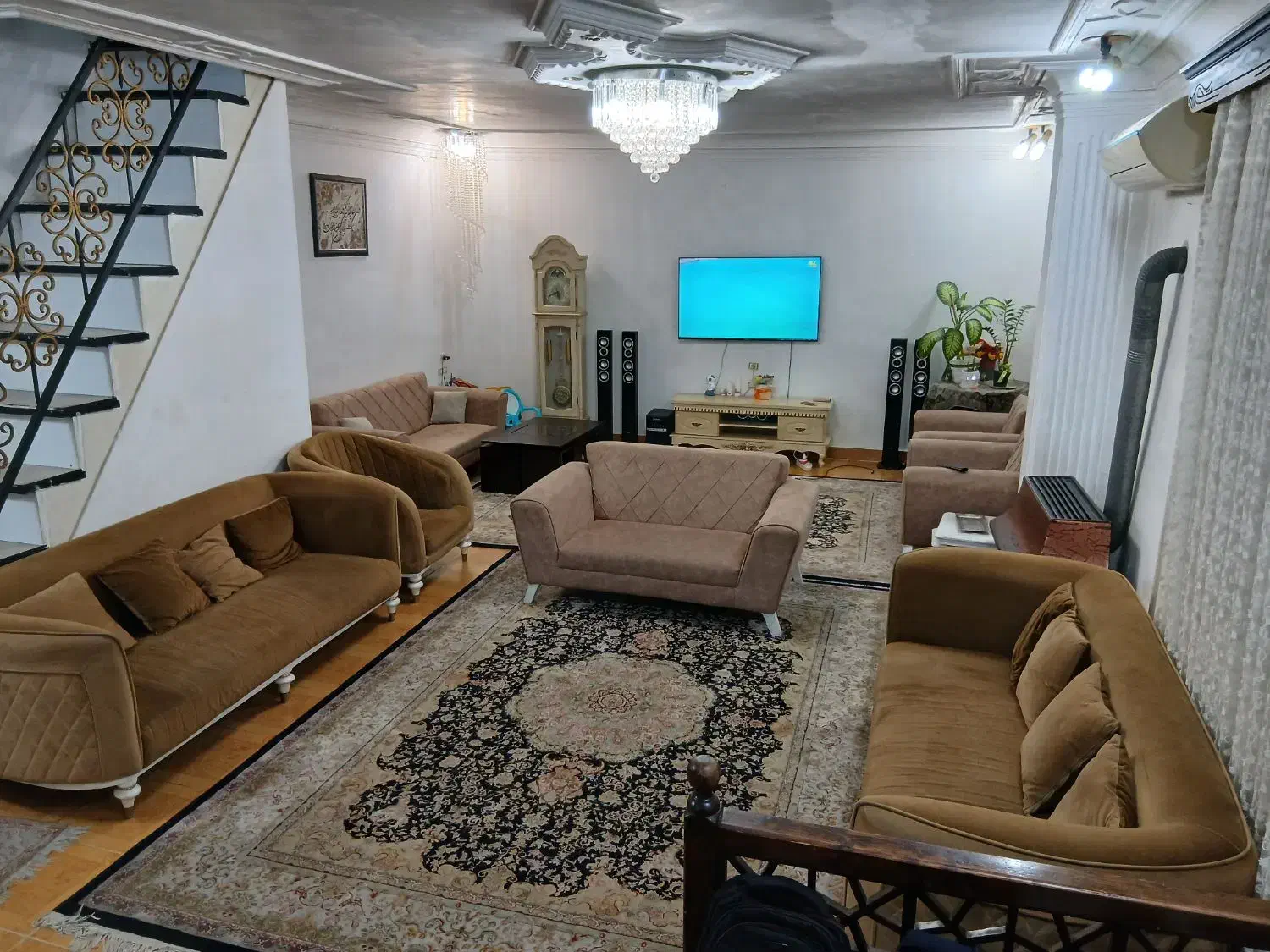 ویلایی دوبلکس ۱۳۰ متری سند پارکینگ رازی گاز|فروش خانه و ویلا|رشت, قاسمیه|دیوار