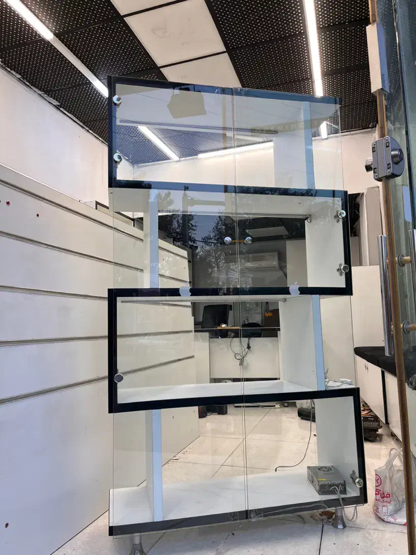 ویترین با لاین نوری|بوفه، ویترین، کنسول|گرگان, |دیوار