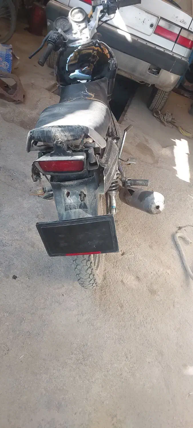 موتورسیکلت شباب ۱۸۰ ودوچرخه ۲۶ دنده ای|موتورسیکلت|زرقان, |دیوار