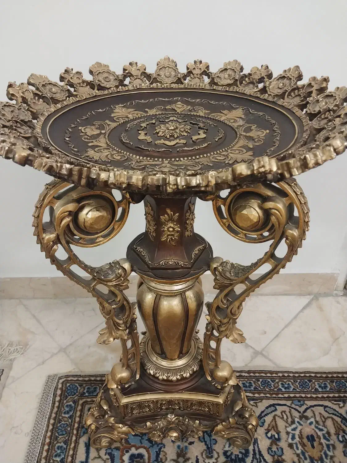 دکوری پایه دار|مجسمه، تندیس، ماکت|تهران, مجیدآباد|دیوار