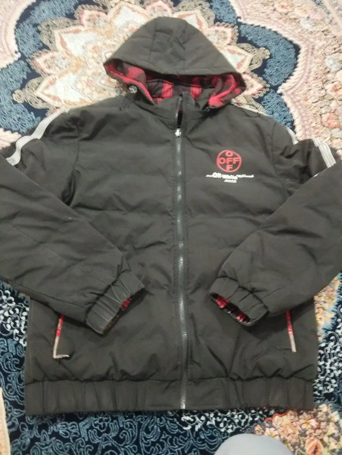 کاپشن|لباس|سنندج, |دیوار