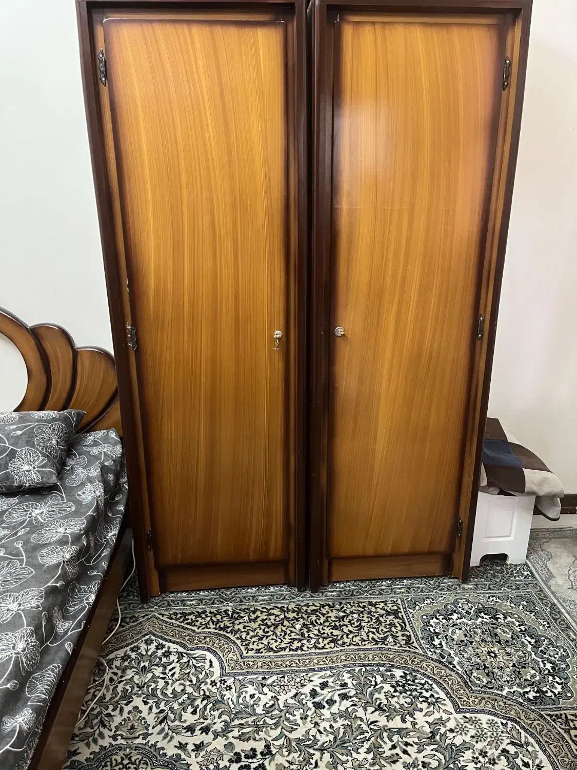 تخت وکمد|تخت و سرویس خواب|ری, دیلمان|دیوار