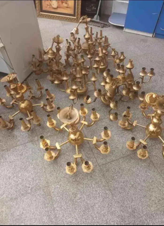 فروش/خریدار لوستر طلایی برنزی|لوستر و چراغ آویز|تهران, شهرک غرب|دیوار