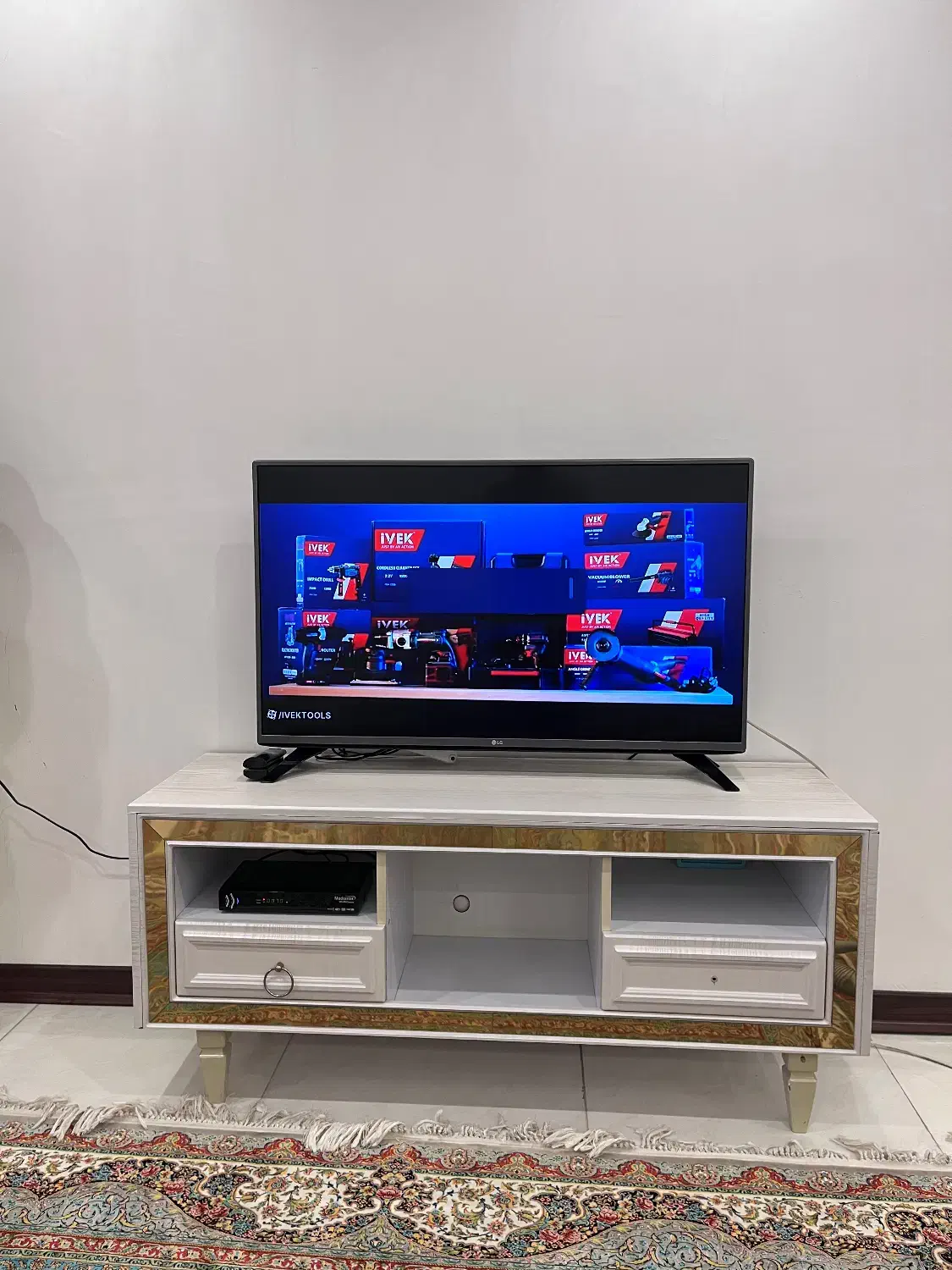 کنسول و میز تلویزیون|بوفه، ویترین، کنسول|قرچک, مهدیه|دیوار