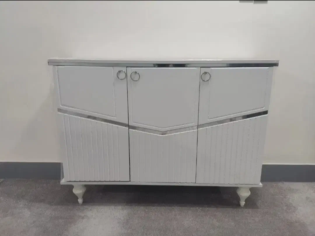 میز تلویزیون و کنسول و آینه|میز تلویزیون|اهواز, کوی فرهنگیان ۲|دیوار