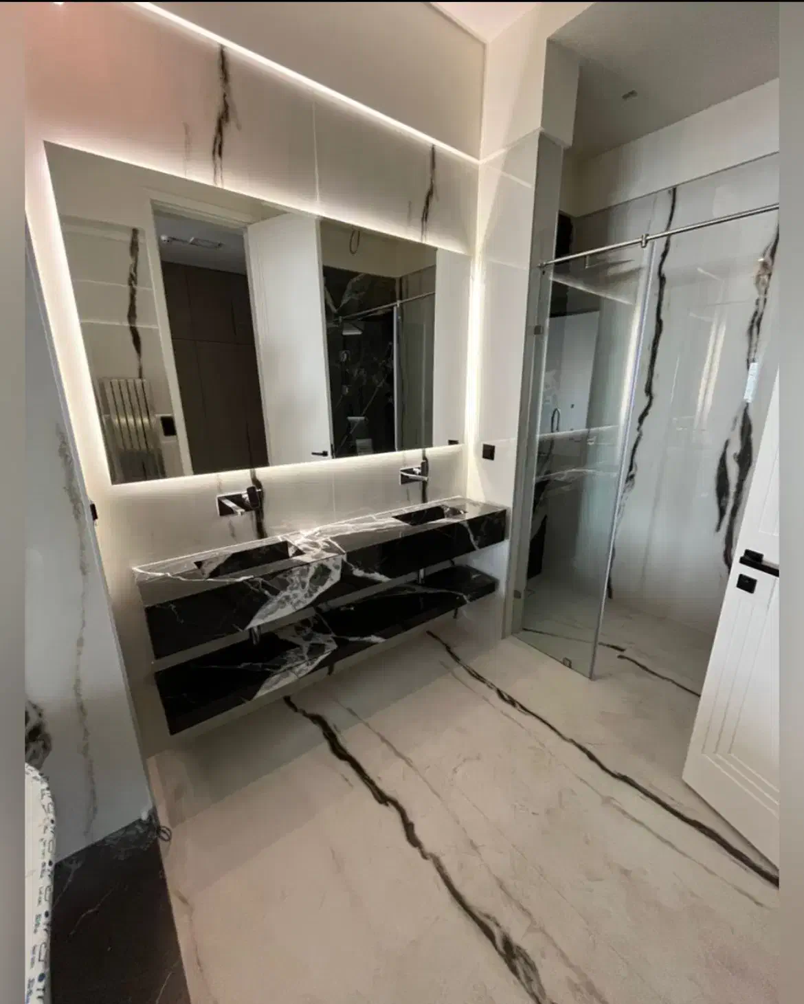 نوساز ۱۸۰ متر  تک واحدی مدرن مینیمال ژورنالی