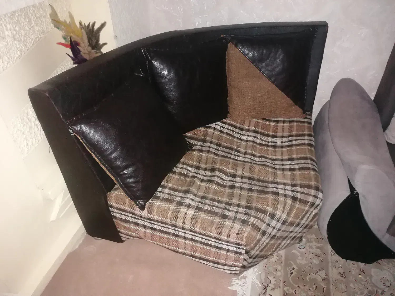 مبل هفت نفره|مبلمان خانگی و میز عسلی|شیراز, سیلو|دیوار