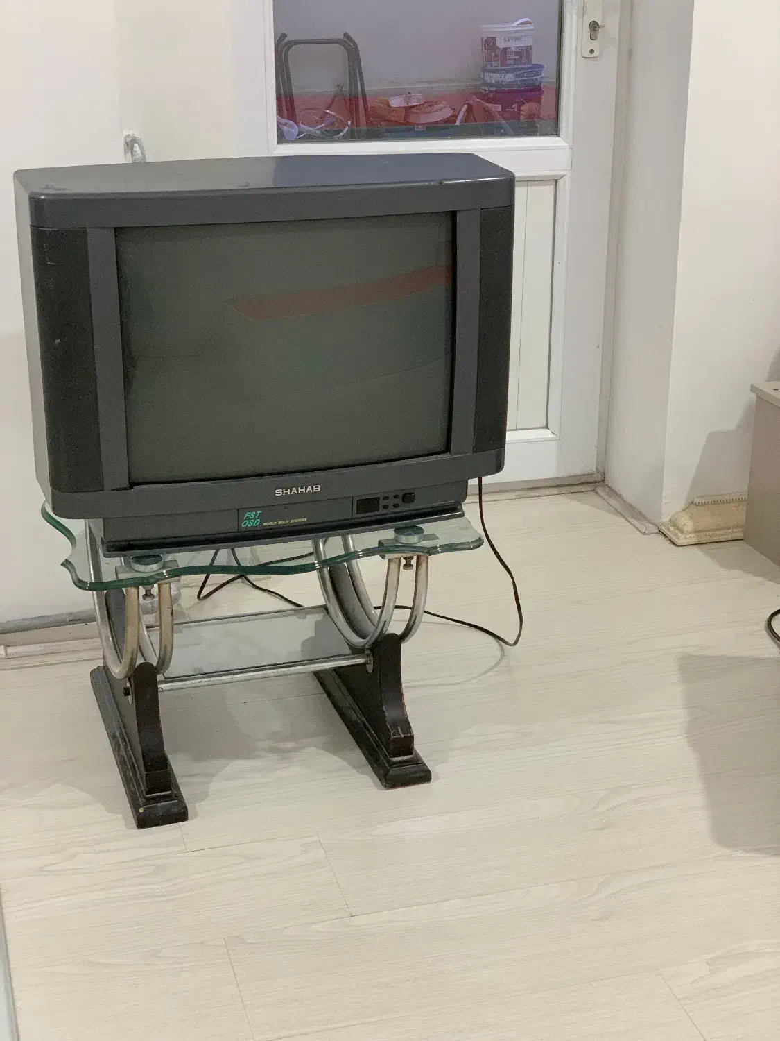 تلوزیون همراه میز|تلویزیون و پروژکتور|ماکو, |دیوار