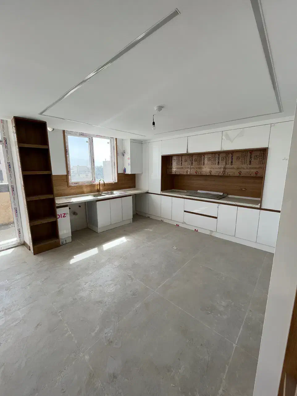 مخابرات غربی / ۱۰۰ متر صفر / ۲ خواب|فروش آپارتمان|شاهینشهر, مخابرات (شهید بهشتی)|دیوار