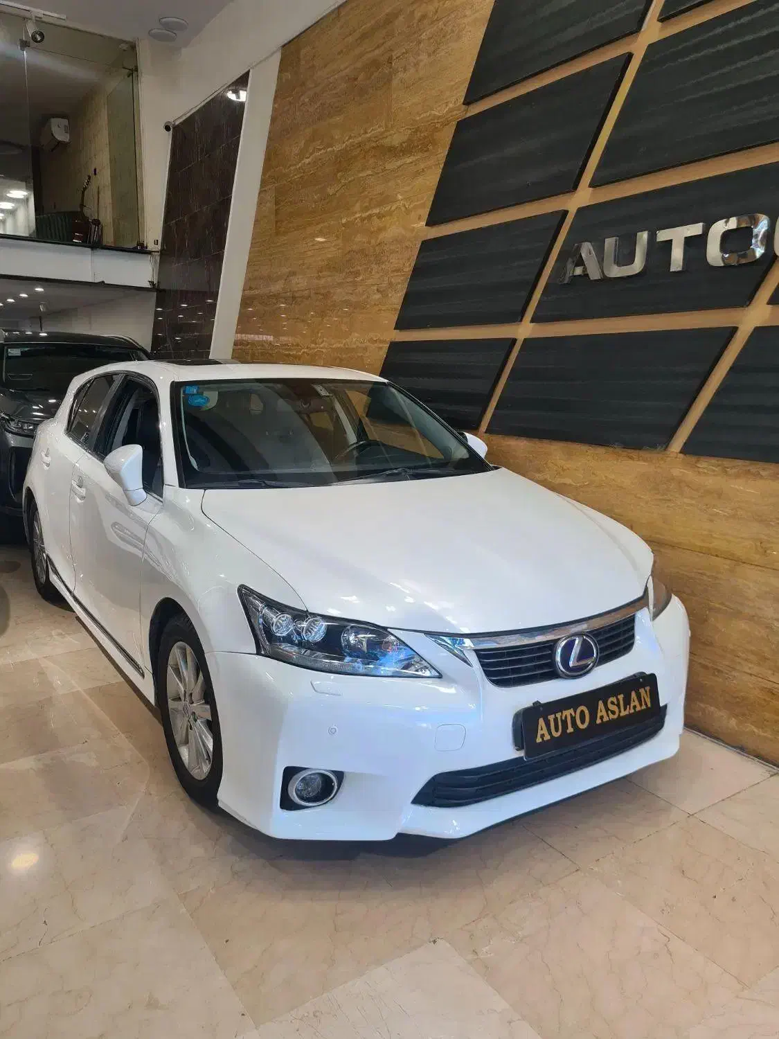 لکسوسct200h|خودرو سواری و وانت|تهران, عباسآباد|دیوار