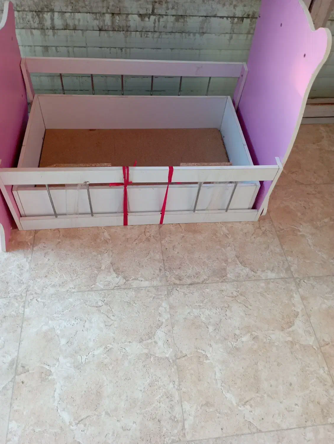 تخت خواب بچه|تخت و صندلی بچه|سنقر, |دیوار