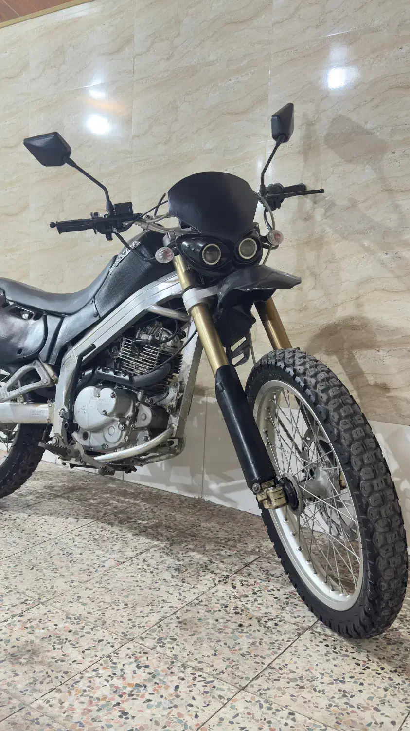 تریل آمیکو۱۸۶ xr|موتورسیکلت|رشت, رشتیان|دیوار