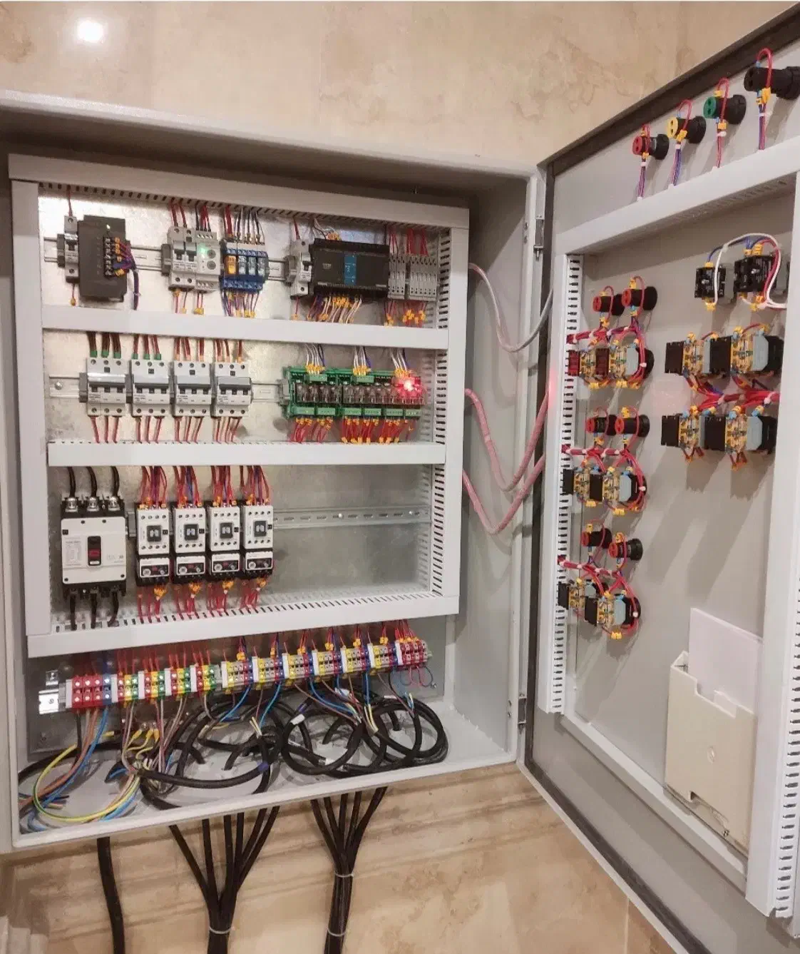 برقکار|خدمات پیشه و مهارت|پاکدشت, پاکدشت (مامازند)|دیوار