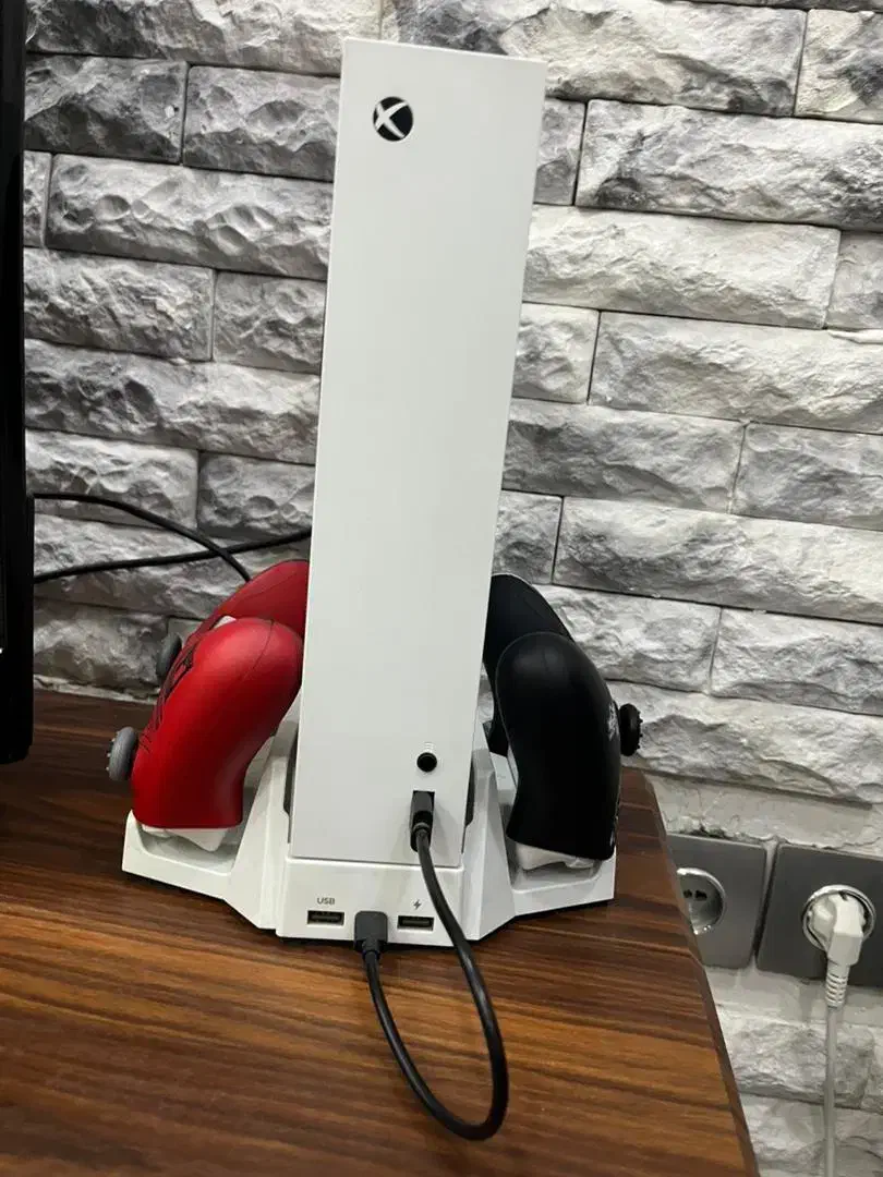 ایکس باکس سری اس دودسته ۵۰۰گیگ|کنسول، بازی ویدئویی و آنلاین|تهران, آذری|دیوار