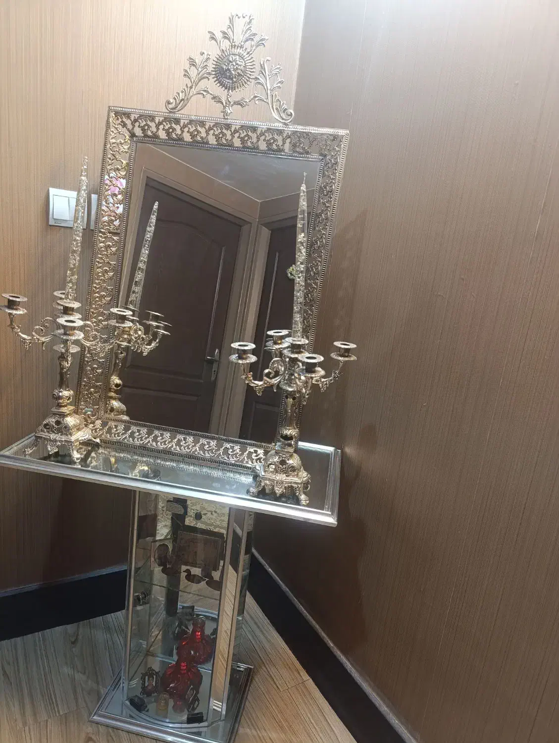 آینه شمعدان|بوفه، ویترین، کنسول|اصفهان, شهرک کاوه|دیوار