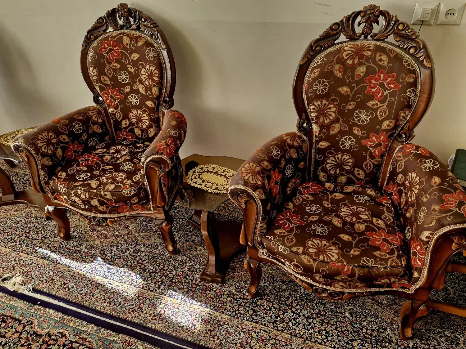 مبل سلطنتی|مبلمان خانگی و میز عسلی|سبزوار, پاسداران|دیوار