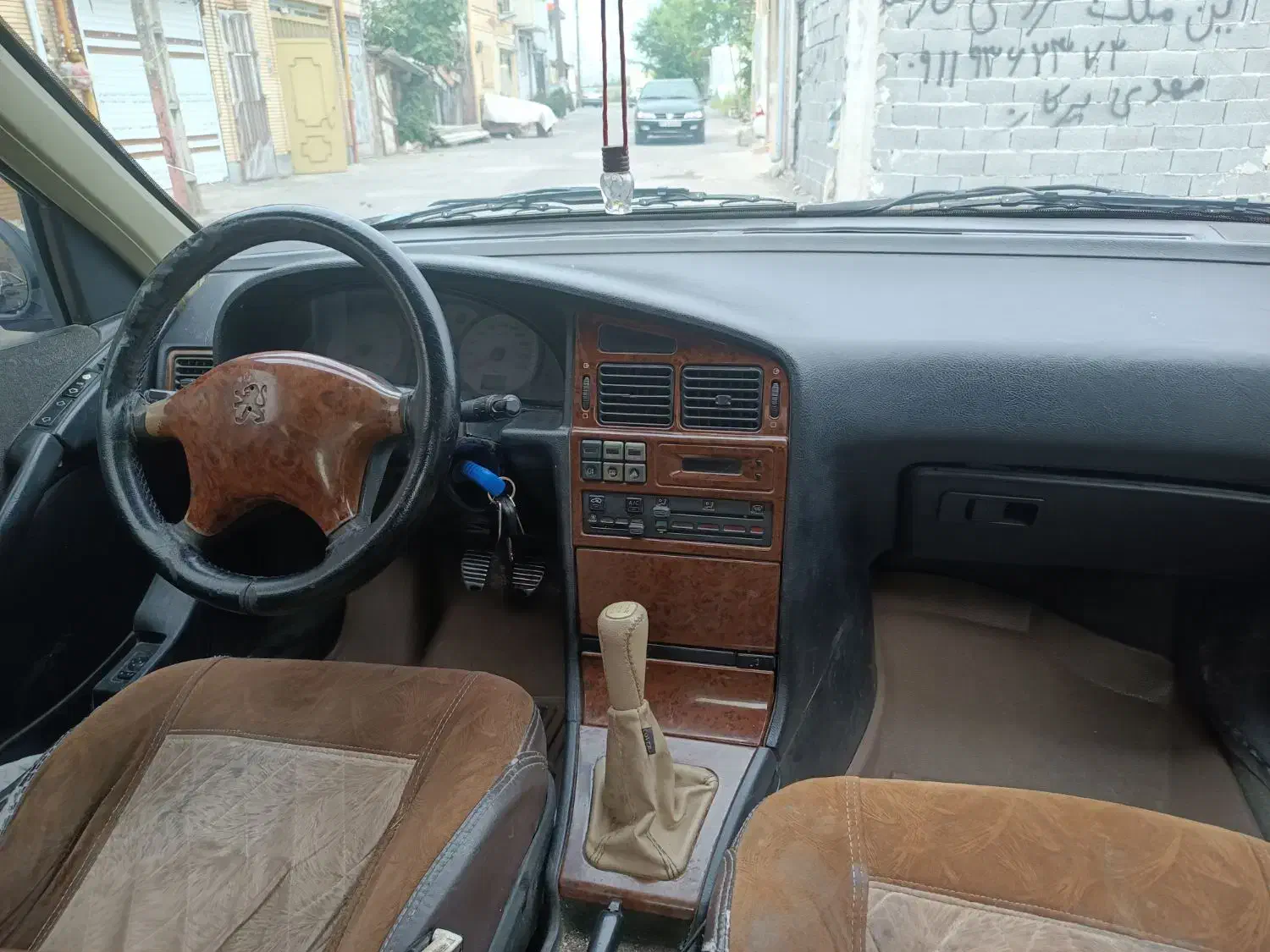 پژو پارس مشکی|خودرو سواری و وانت|رشت, کوی فکوری|دیوار